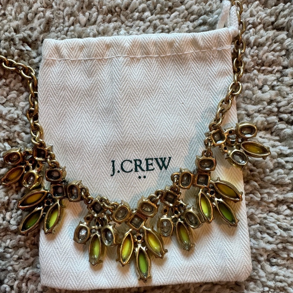 J.Crew Statement necklace stone drop necklace Gold and Yellow / green 17 inches - Picture 7 of 7